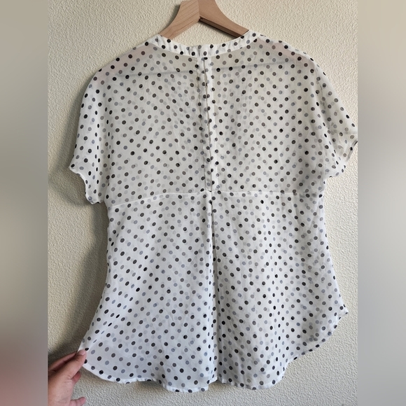 Pleione White Polka Dot Blouse Size S Pre-Owned in Excellent Condition ! - Picture 5 of 6